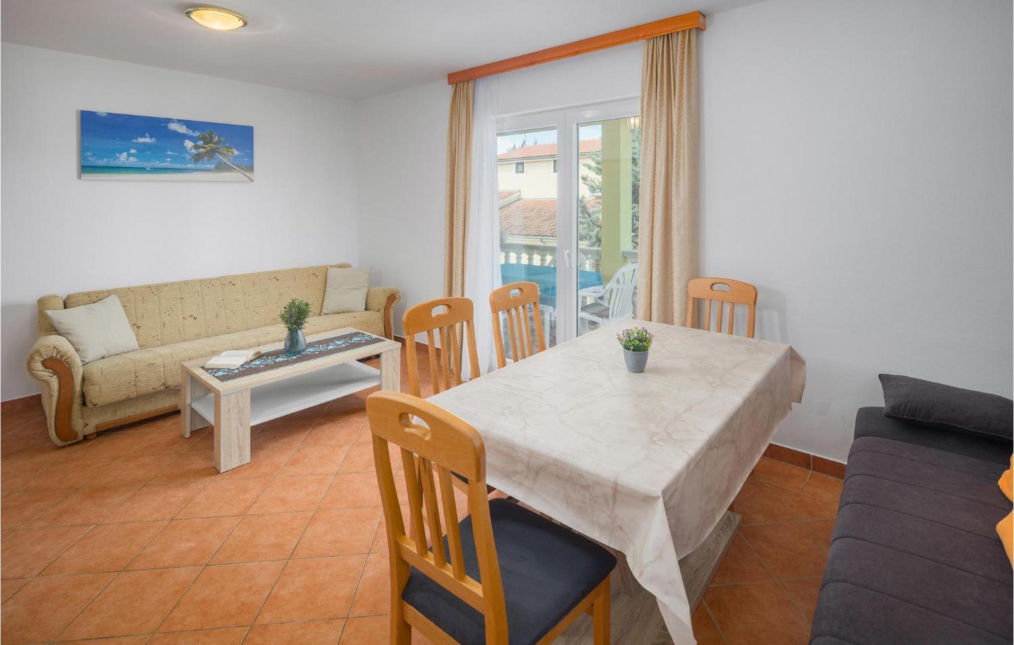 1 Bedroom Beautiful Apartment In Poreč Exterior foto